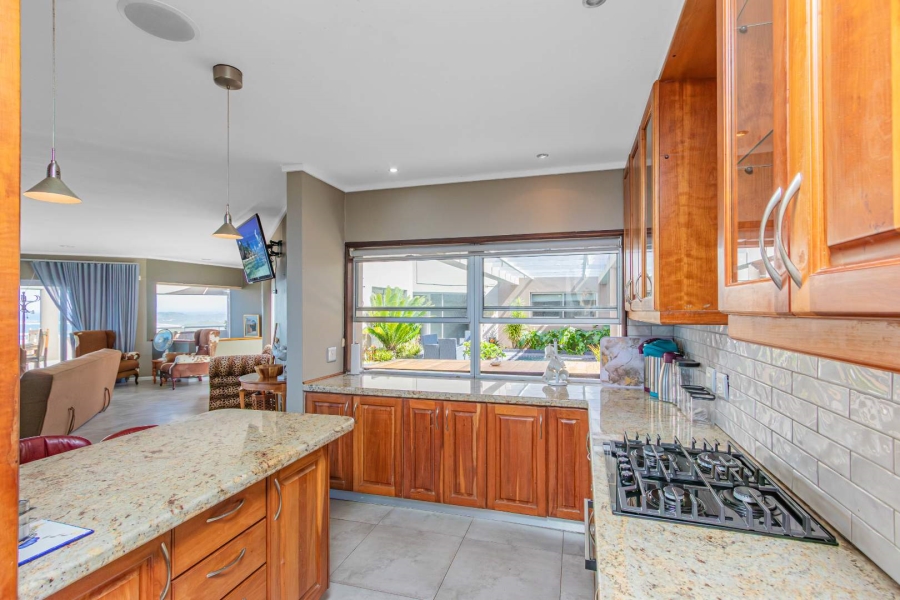 6 Bedroom Property for Sale in Brenton On Sea Western Cape